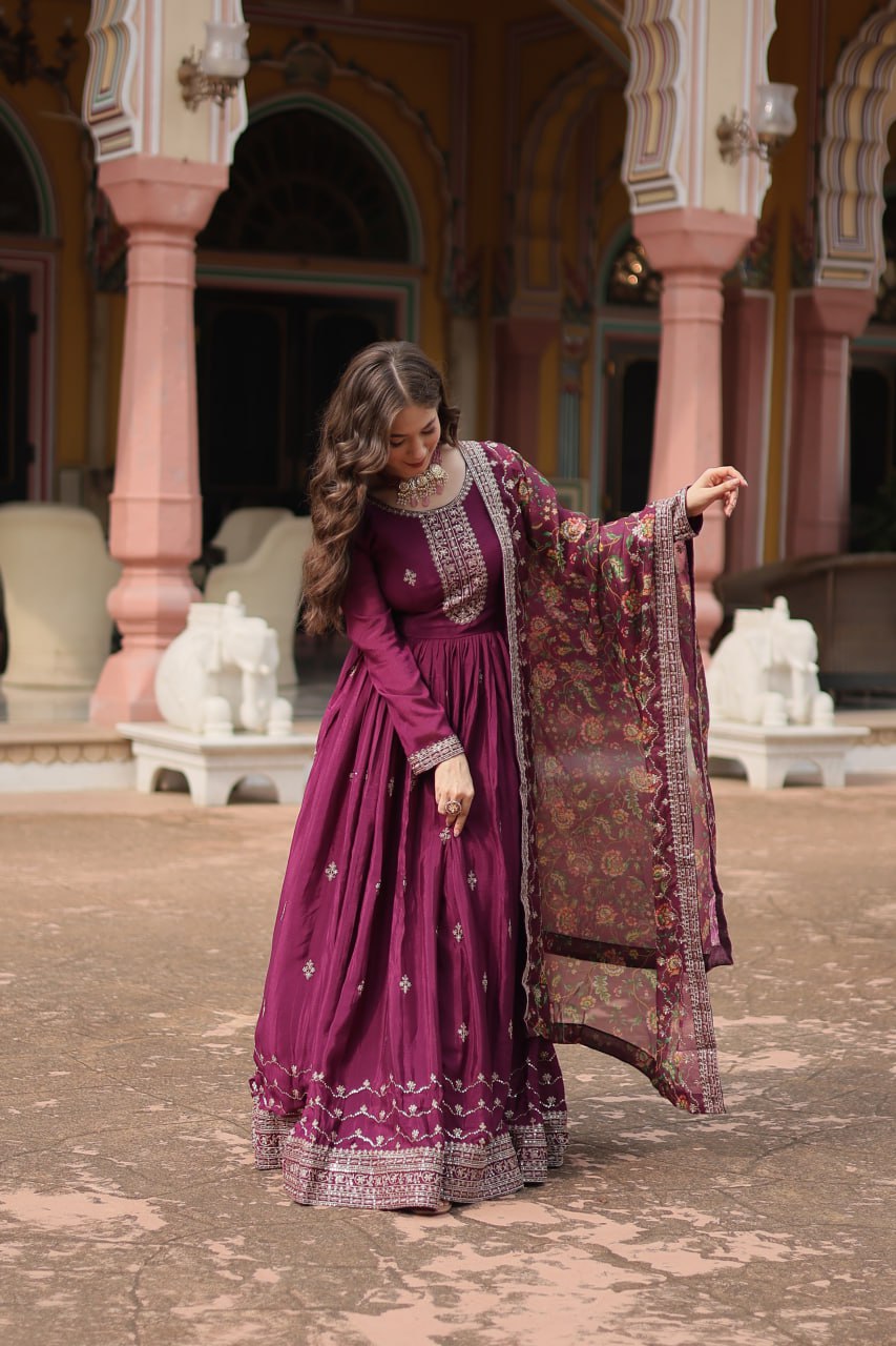 Embroidery Gown With Dupatta (LW9190)