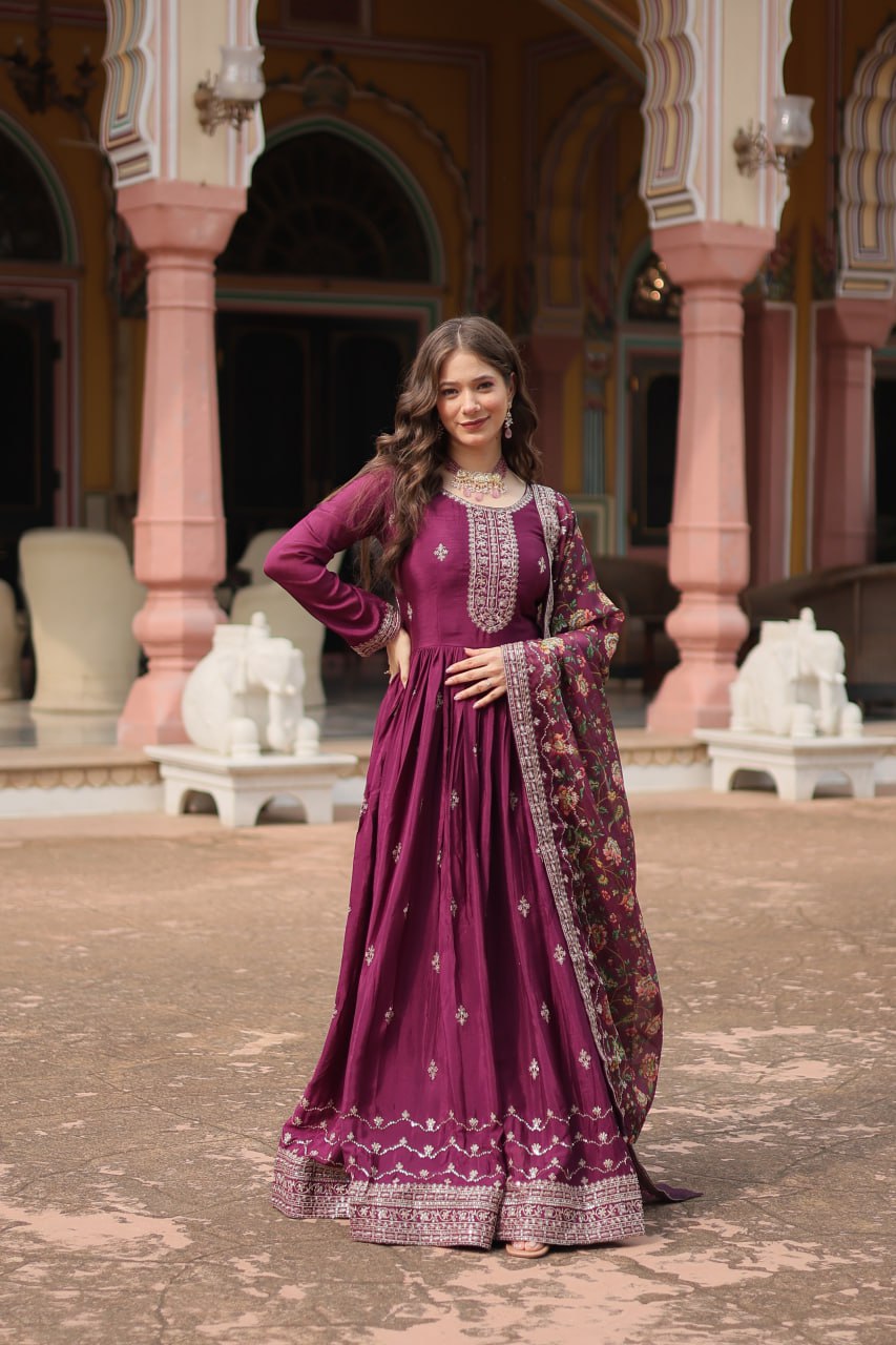 Embroidery Gown With Dupatta (LW9190)